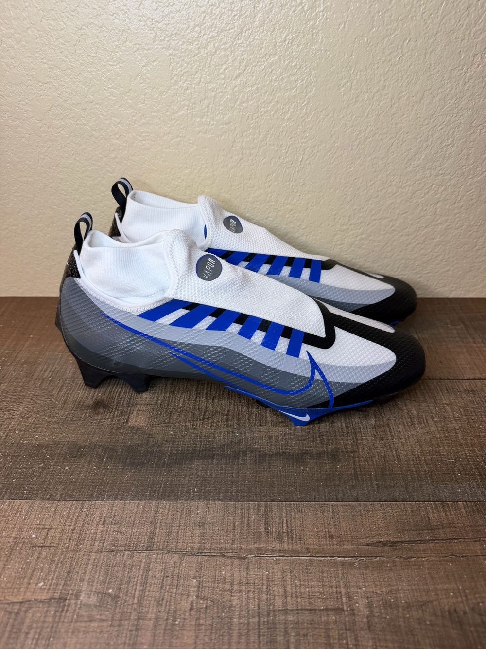 Nike Vapor Edge Pro 360 “Black Game Royal”
- Size 12 Men.